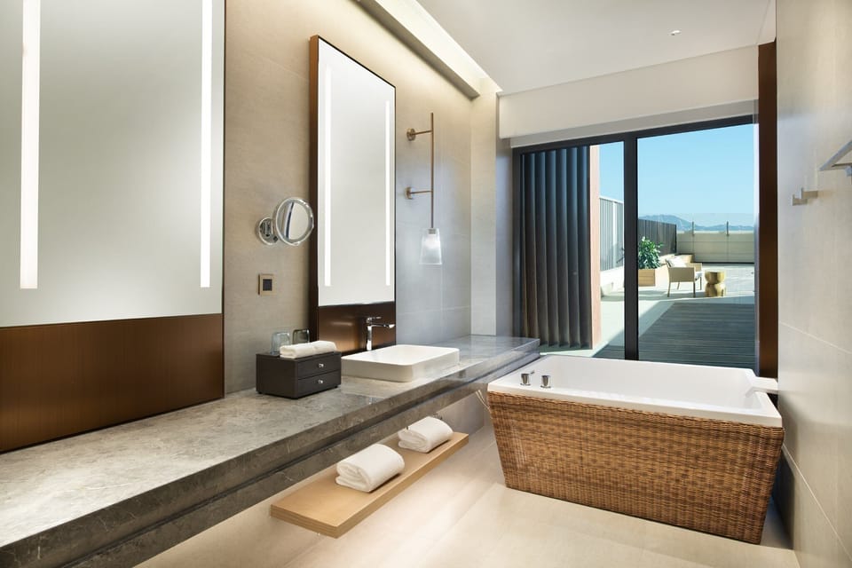 1 King bed Premium Hotspring | Individually decorated, individually furnished, desk, laptop workspace