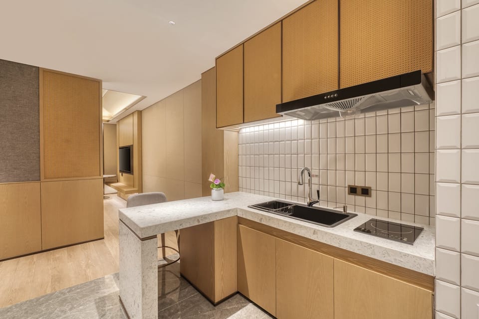 Suite, 1 Bedroom (Hotspring Yard) | Individually decorated, individually furnished, desk, laptop workspace