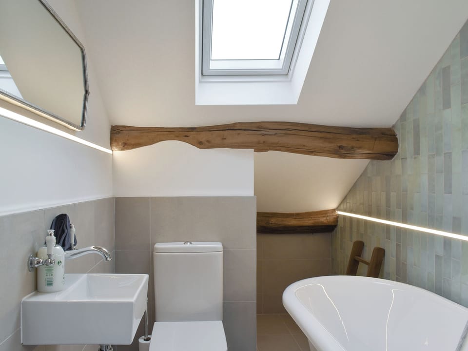Bathroom | Seamstress Cottage, Ripponden