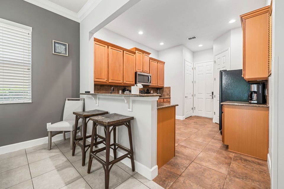 Perfect for quick breakfasts, snacks, or chatting with the chef.