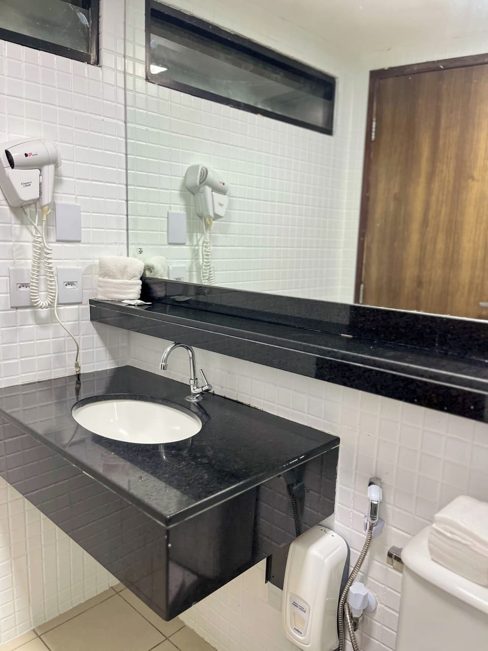 Shower, free toiletries, hair dryer, towels