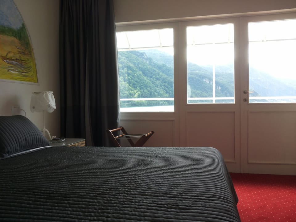 In-room safe, individually decorated, desk, blackout drapes