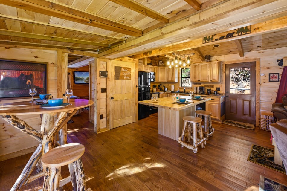 High Top Bar Table w/Amish Aspen Stools, Washer/Dryer Closet & Kitchen 
