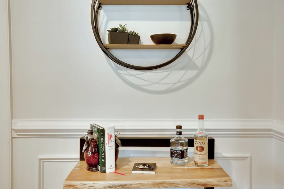 Dry Bar