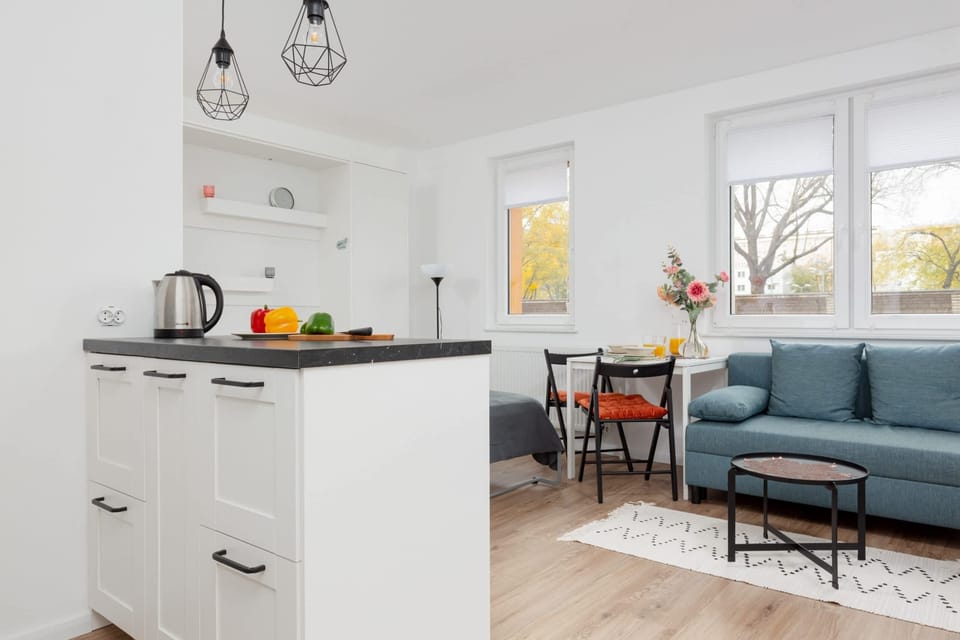 Studio with a double bed, double corner sofa bed, Smart TV and kitchenette.