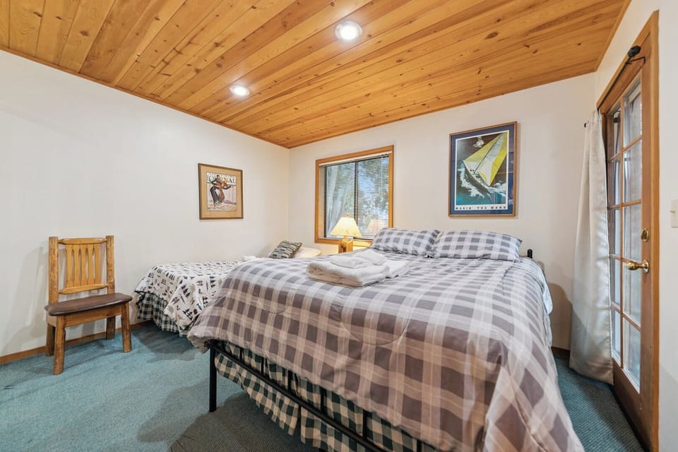 Downstairs Bedroom 2