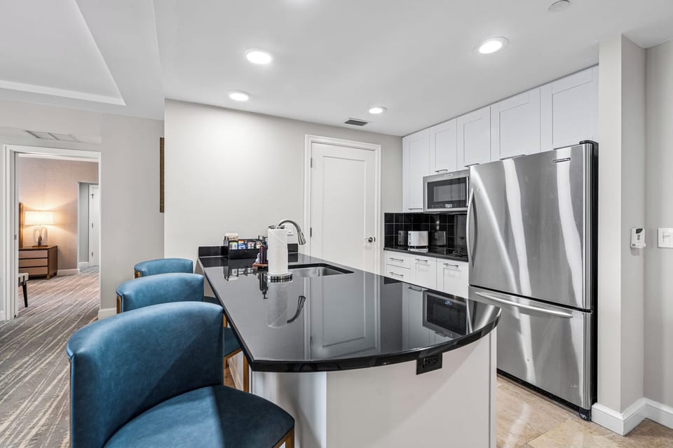 Full sized refrigerator, multicook oven, induction range & dishwasher