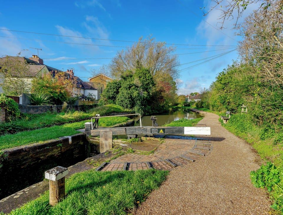 Surrounding area | Hare Bee & Bee, Stratford Upon Avon