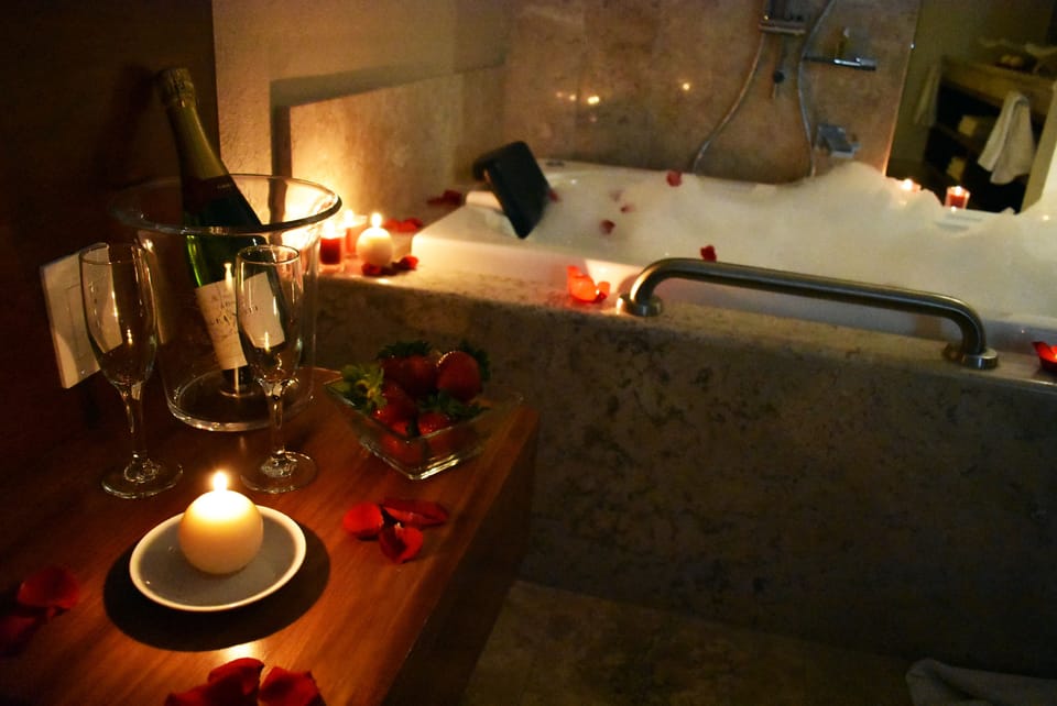 Jetted tub