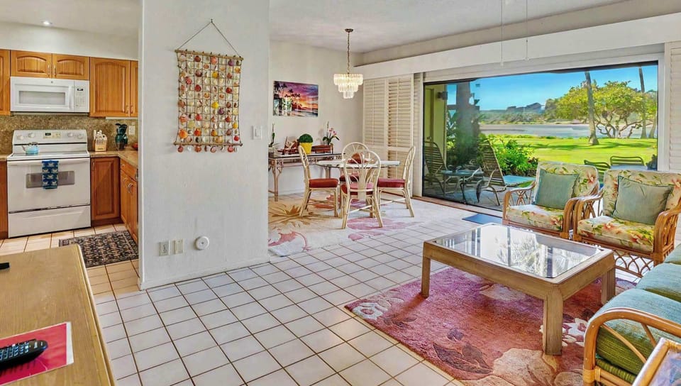 Livingroom, Dining and Kitchen
