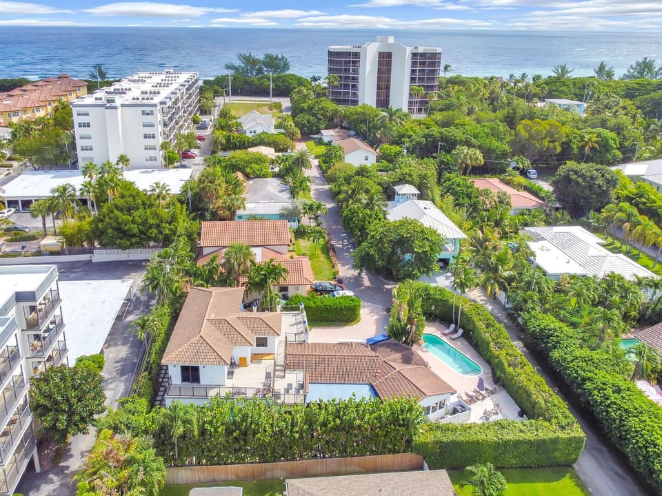 The home is nestled in between the intracoastal and the beach. A short walk to either.