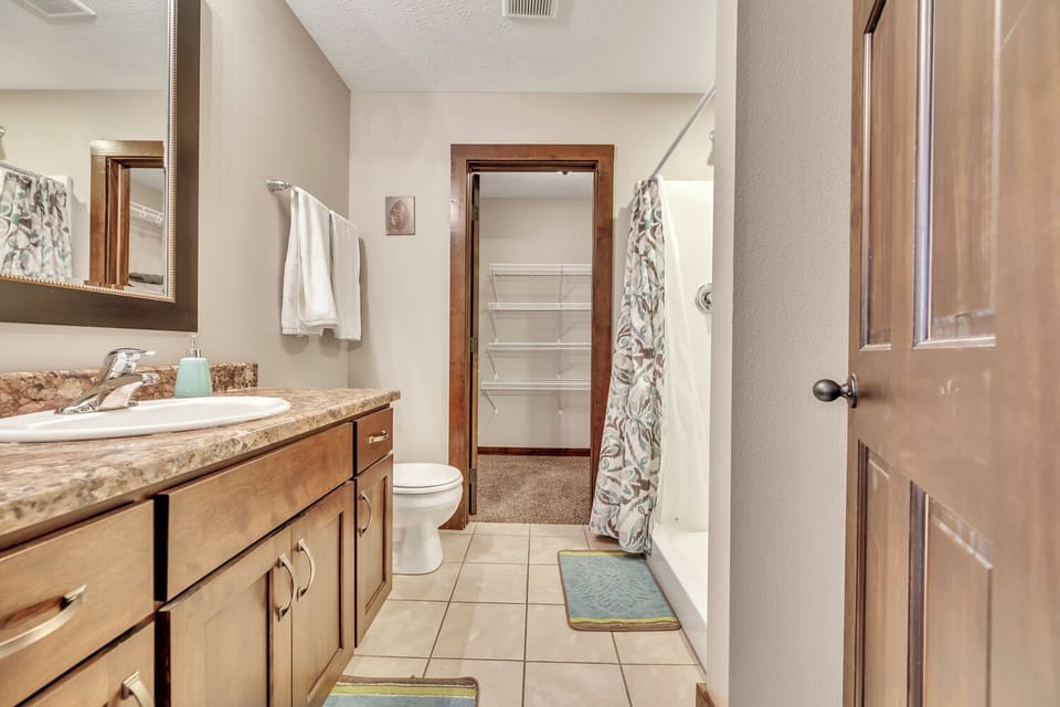 Bathroom connected to the king size bedroom.