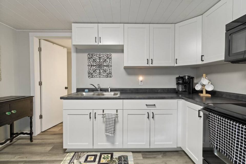 Fully equipped mordern kitchen