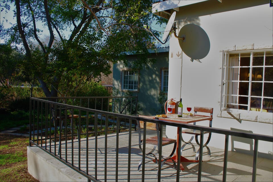 House, 1 Bedroom, Terrace, Garden View | Outdoor dining
