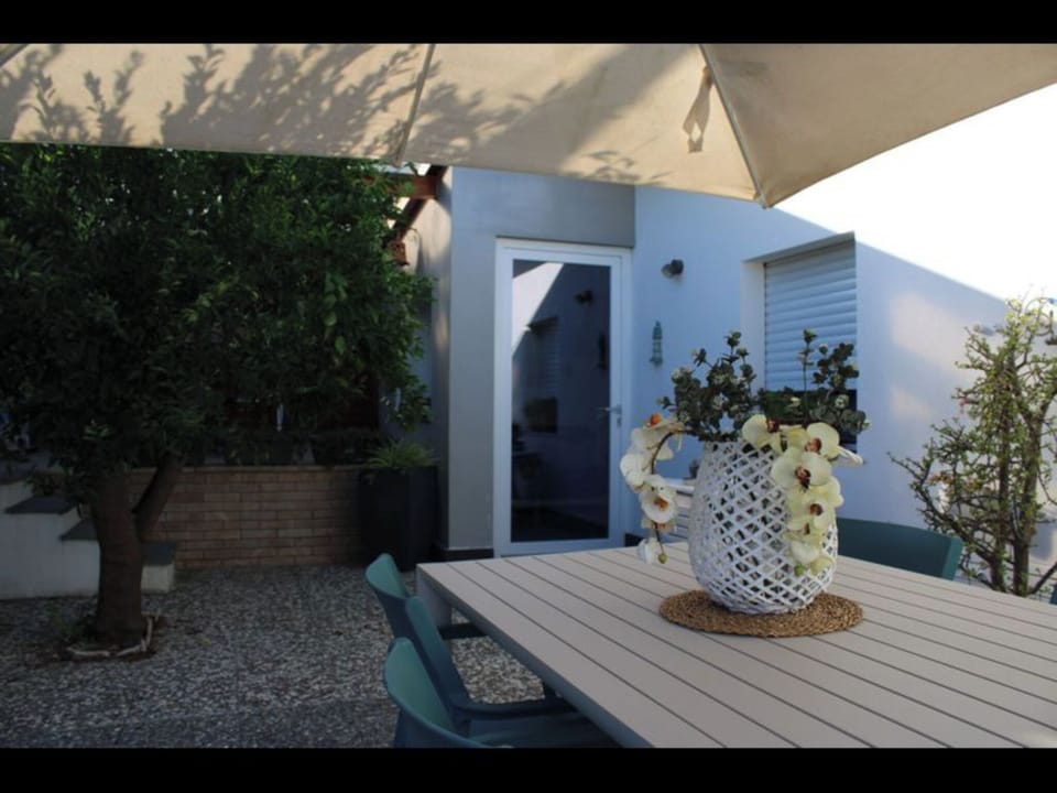 House, 1 Bedroom, Smoking, Private Pool | Outdoor dining