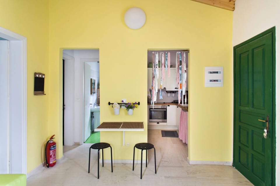 House, 2 Bedrooms, Smoking, Balcony | Interior