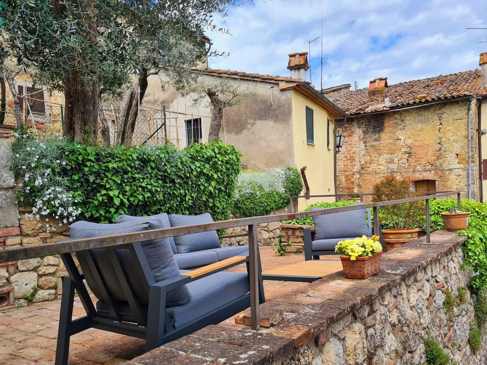 House, 3 Bedrooms, Balcony, Garden View | Terrace/patio