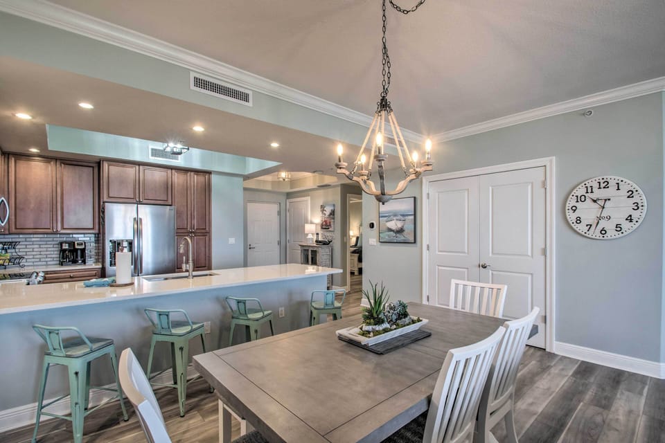 Dining Space | Dishware & Flatware