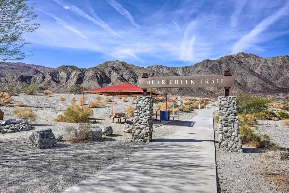 Bear Creek Trailhead (0.4 miles)