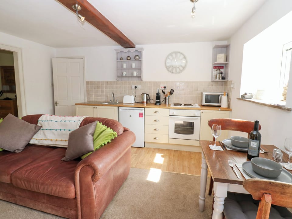 Cottage | Interior