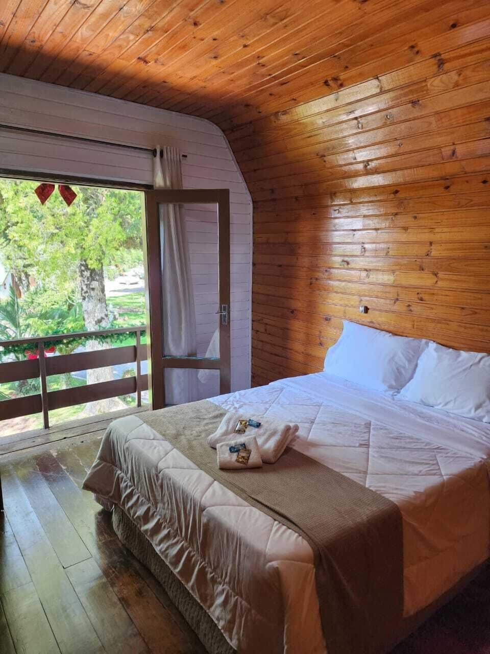 Traditional Suite | 1 bedroom, individually decorated, free WiFi, bed sheets
