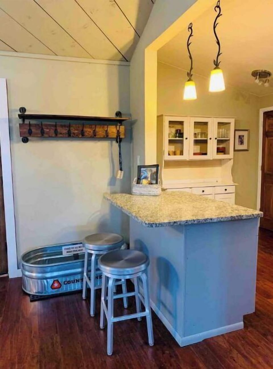 Plenty of space for everyone’s coats and shoes 