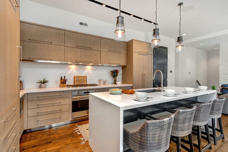 Fully Equipped Chef's Kitchen