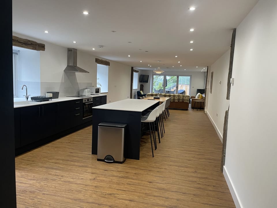 Cottage | Private kitchen | Fridge, microwave, dishwasher, electric kettle