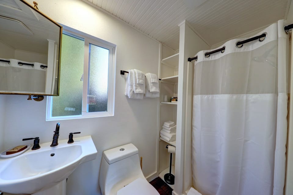 The Seaview Cottages Motel in Washington