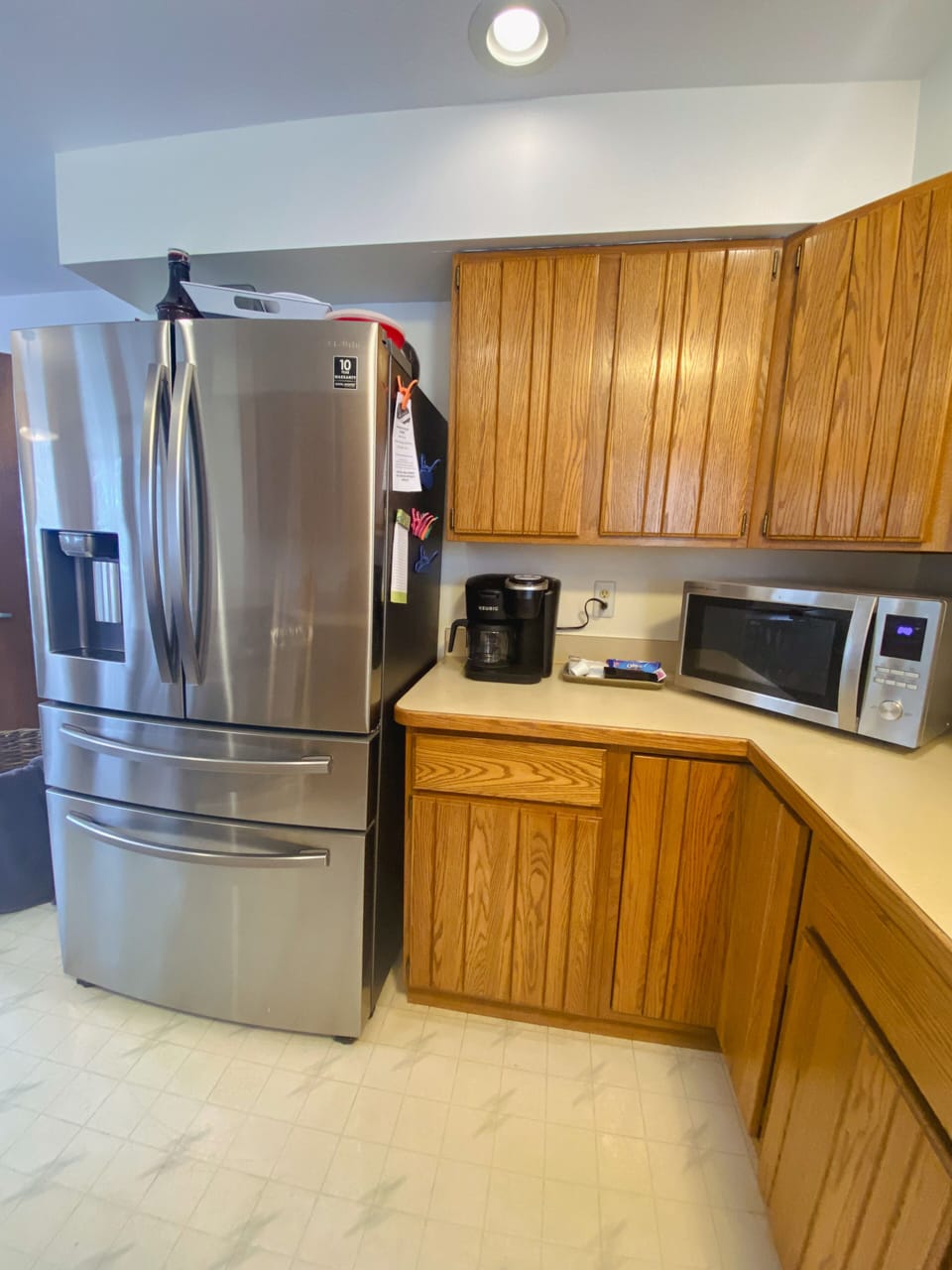 Flex drawer refrigerator perfect for extra beverages 
Drip and K-cup coffee