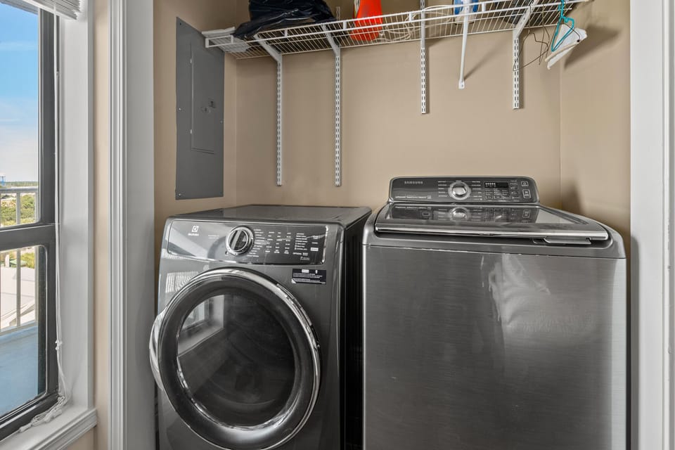 Full Size Electrolux 2023