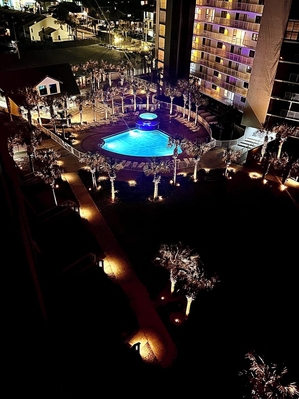 New lighting at Mainsail Resort