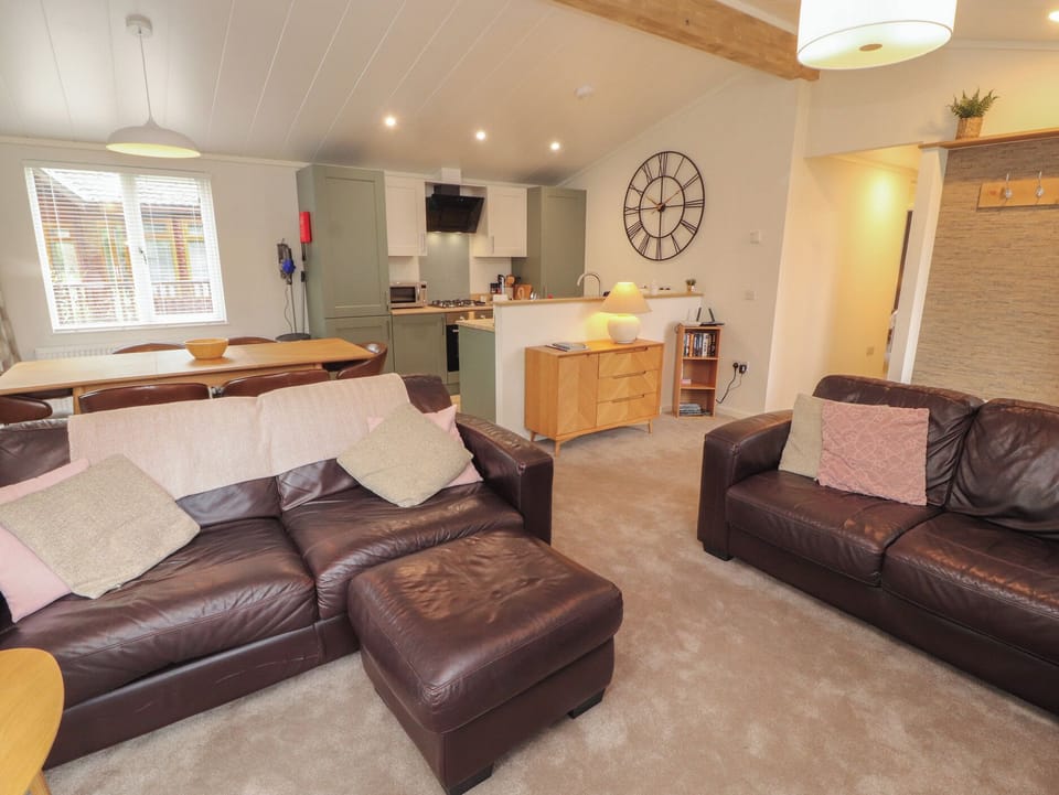 Cottage | Living area | TV, fireplace