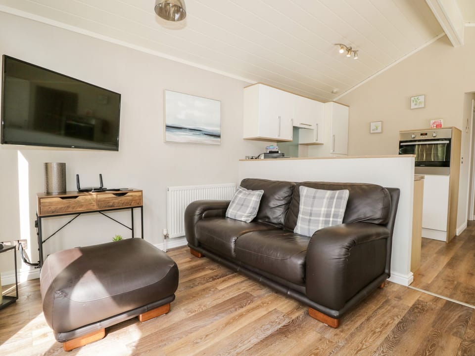 Cottage | Living room | Flat-screen TV, DVD player