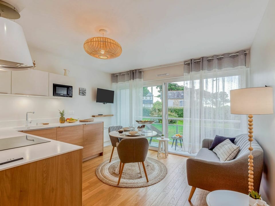 Furniture, Property, Table, Cabinetry, Chair, Azure, Wood, Countertop, Interior Design, Lighting