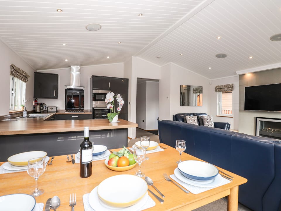Cottage | Interior