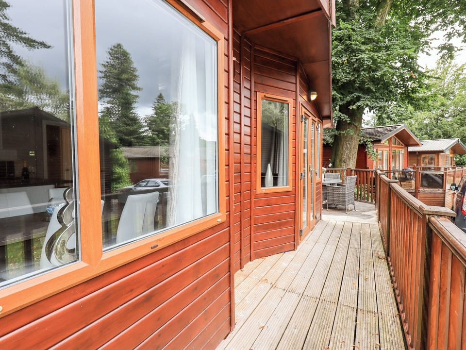 Cottage | Property grounds