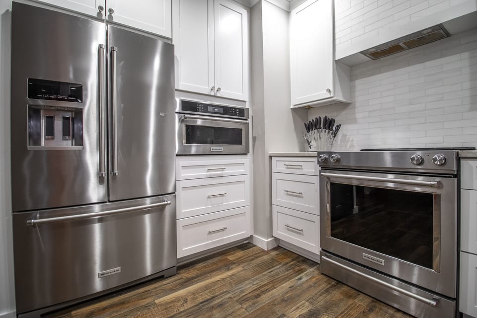 Kitchen includes Kitchenaid appliances with built in microwave with true oven.