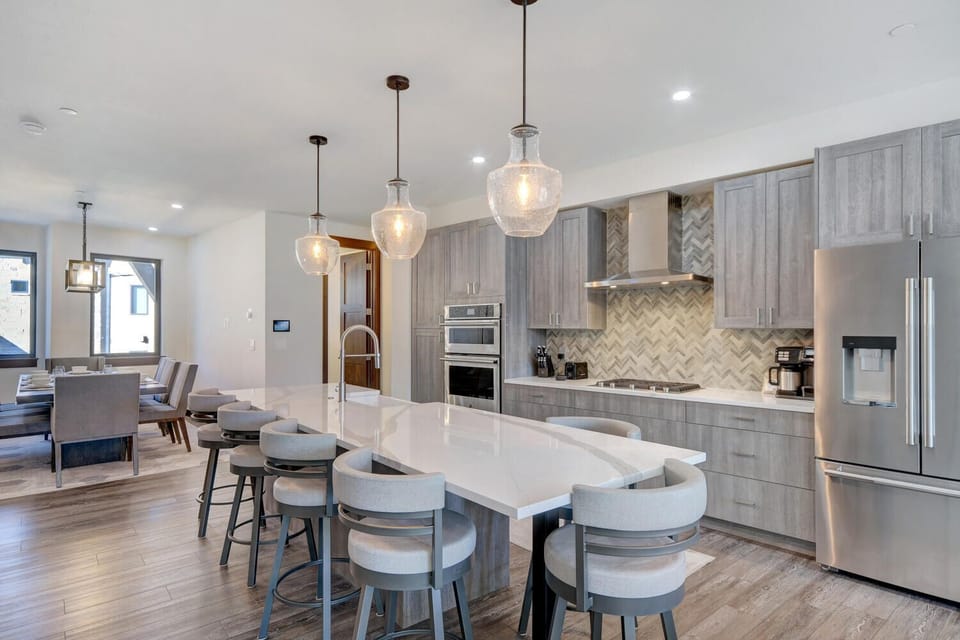 Kitchen Island Seating for 6
