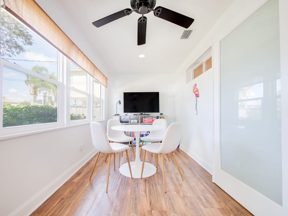 House 1 - Bonus Room - Game Corner w/board games & art supplies