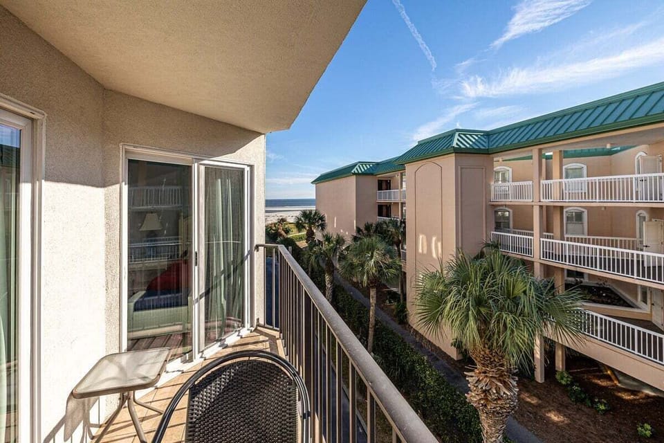 Beach Club 333 - Private Balcony View