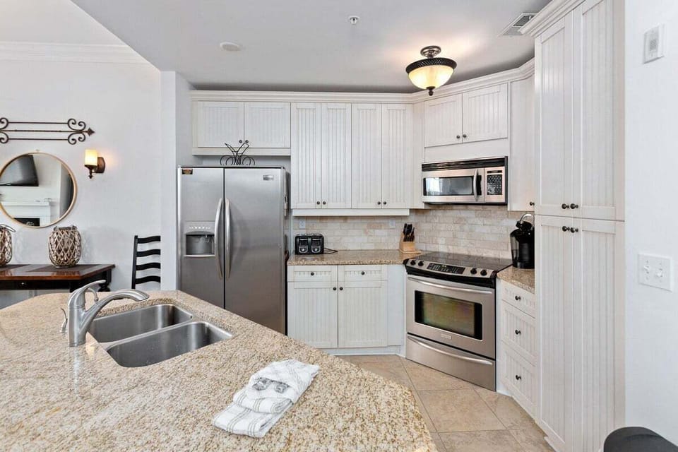 Waterfront 212 - Kitchen with stainless appliances
