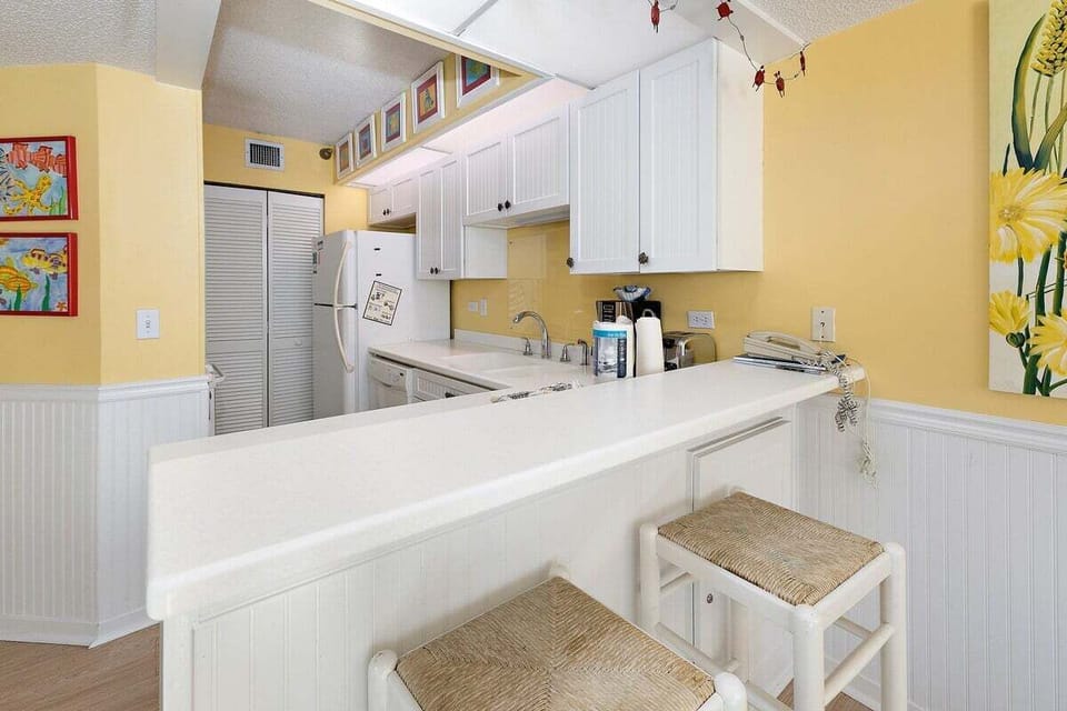 Beach Club 111 - Kitchen Area with Bar Seating
