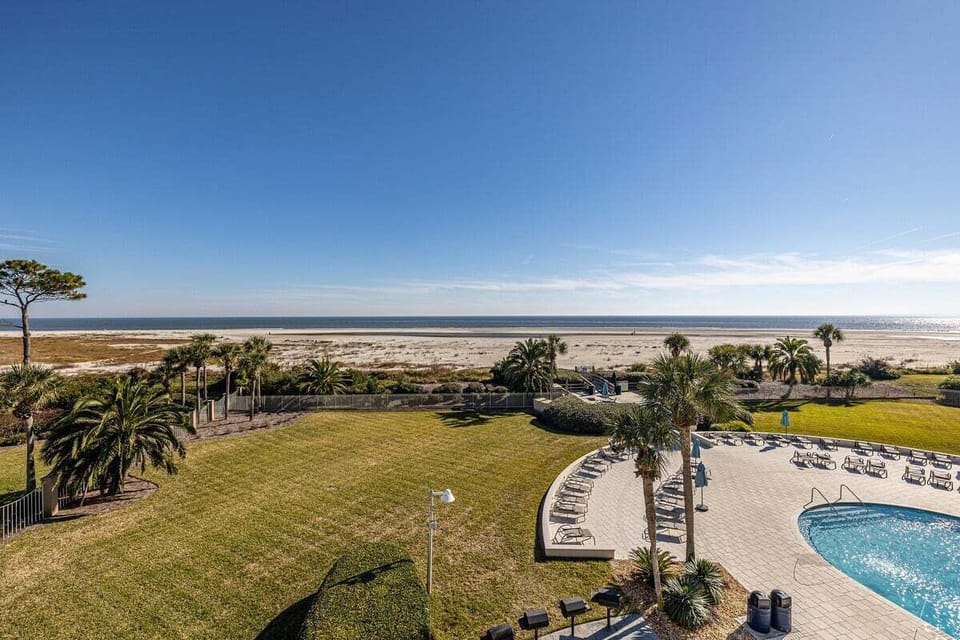 Beach Club 310 - Direct Ocean View from Private Balcony