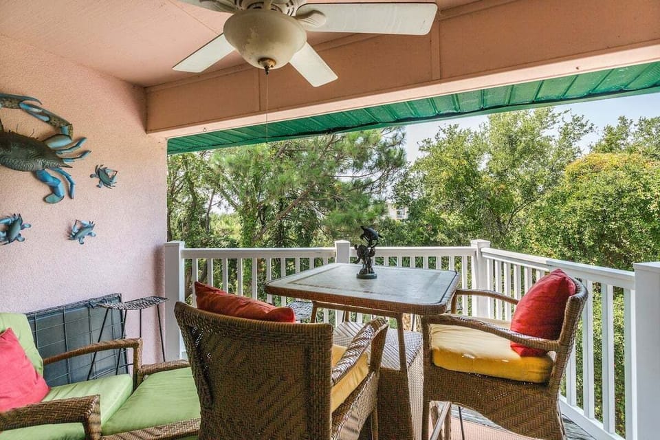 Shipwatch 306 - Private Balcony with patio furniture