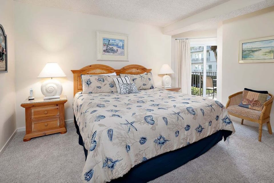Beach Club 118 - Primary Bedroom