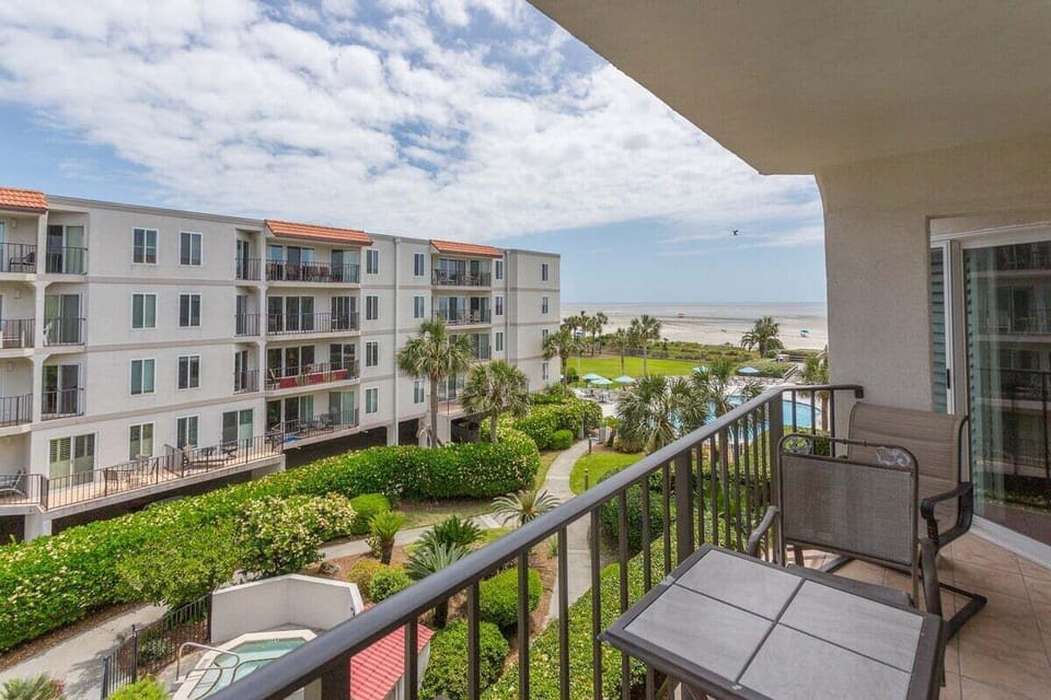 Beach Club 326 - Private Balcony