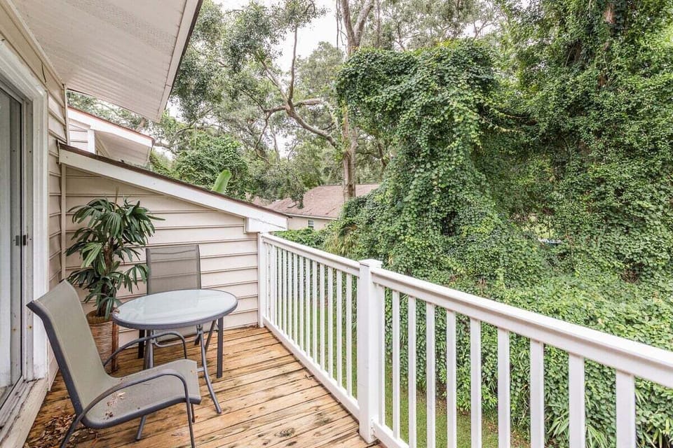 Ocean Walk L14 - Balcony Area with Seating