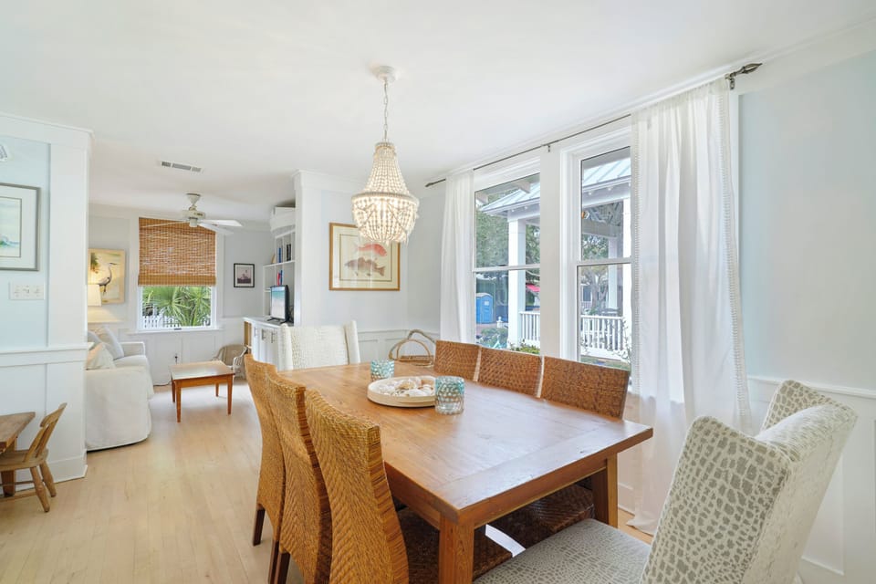DINING AREA OFF OF KITCHEN AND LIVING AREA