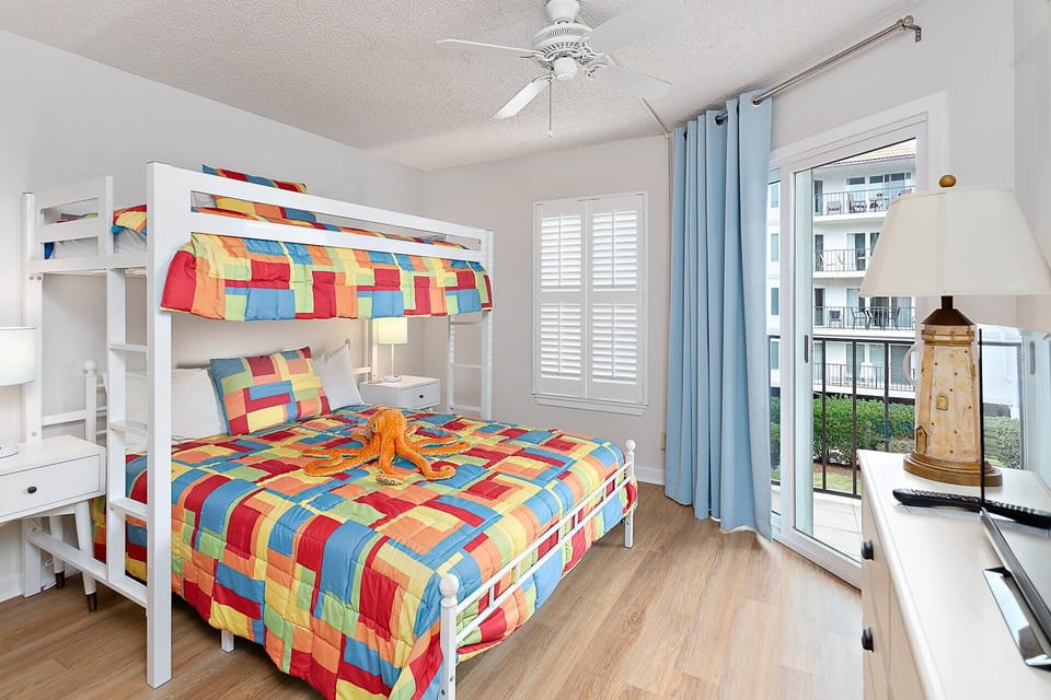 Beach Club 224 - Guest Bedroom